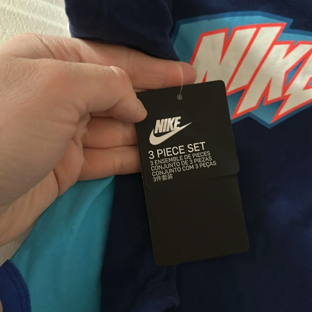 NIKE 3 PIECE ONESIE SET: BLUE/CORAL: NEW WITH TAGS: SIZE 6 MTH